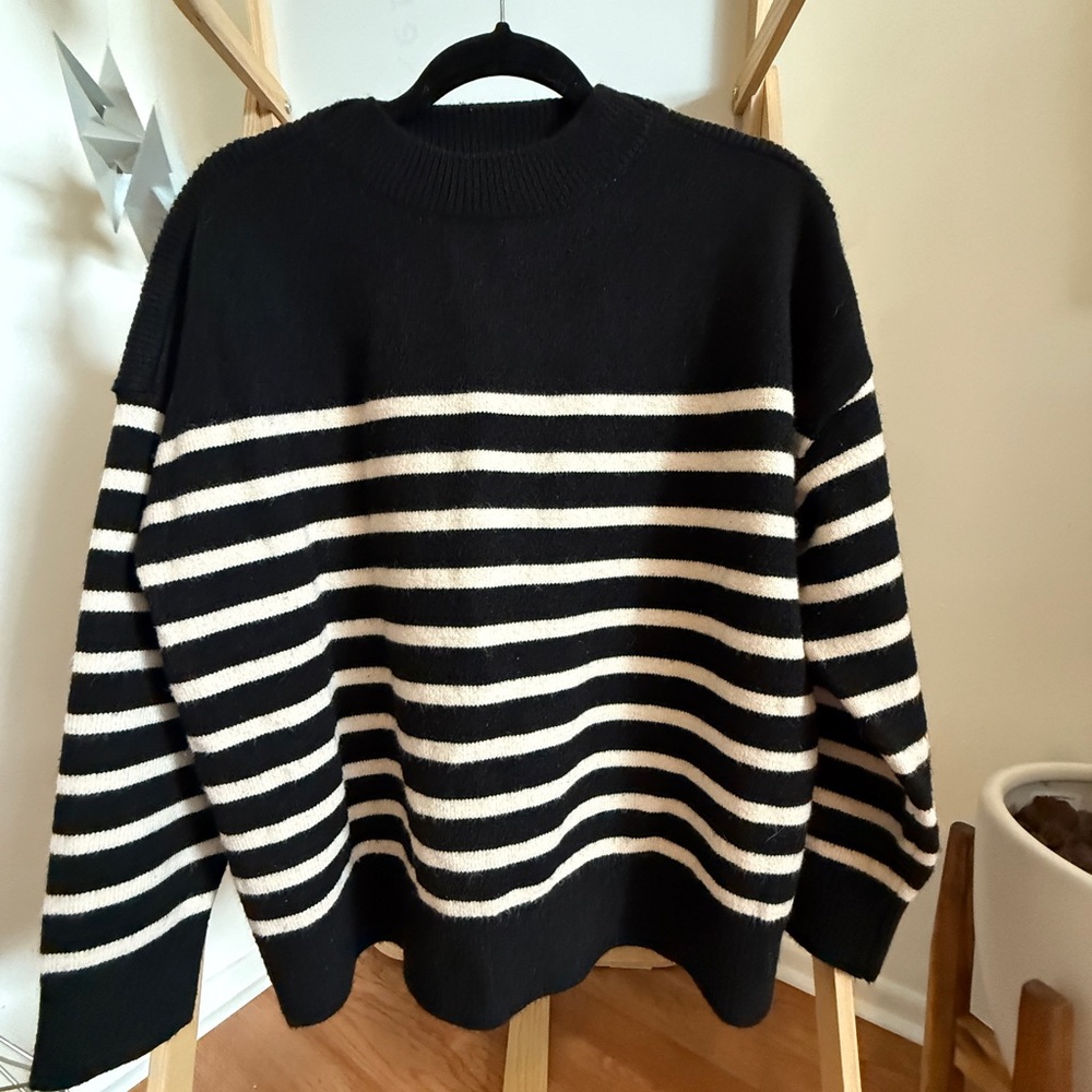 Zara Black Knit Sweater
